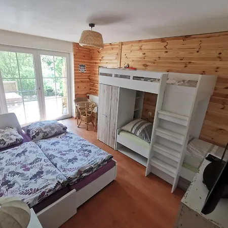 Apartment Gaestehaus Moebius Markt Erlbach